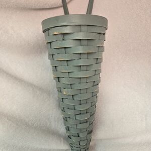 Woven Wall Cone Basket in Green